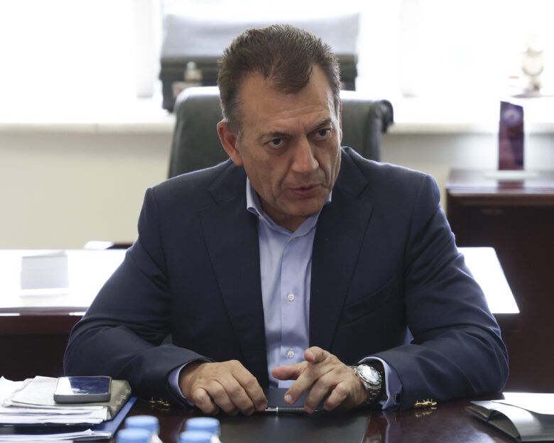 Βρούτσης για την αναβολή του Ολυμπιακός – Φενέρμπαχτσε: «Συνδυασμός επικινδυνότητας για φιλάθλους και παίκτες»