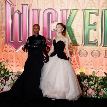 Σίνθια Ερίβο και Αριάνα Γκράντε