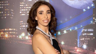 Έλενα Χαραλαμπούδη