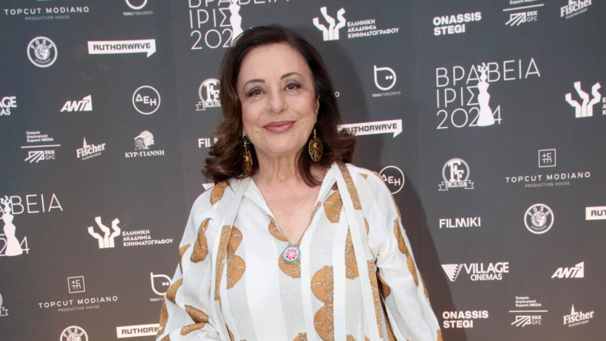 Χάρις Αλεξίου