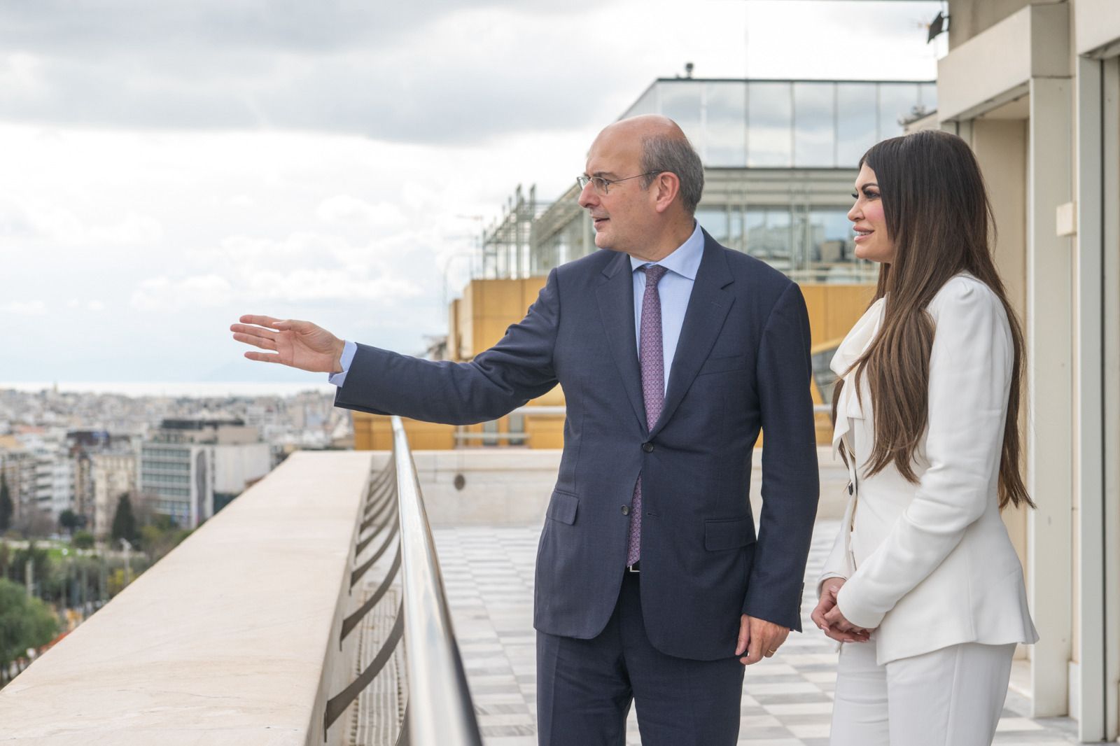 Κωστής Χατζηδάκης και Κίμπερλι Γκιλφόιλ