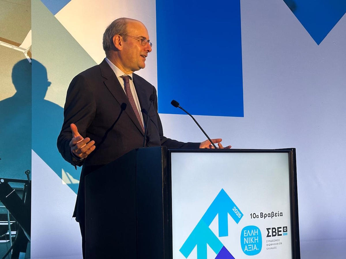 Ο Κωστής Χατζηδάκης