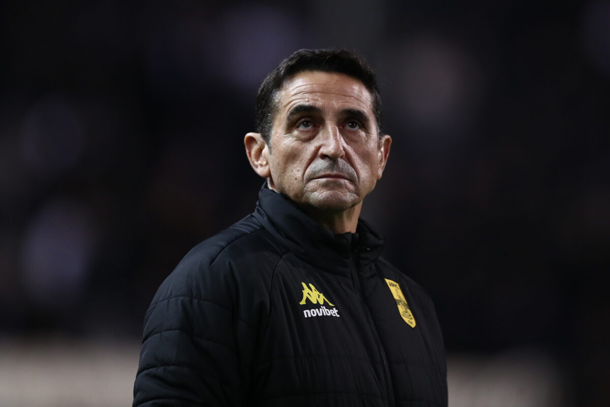 Ο Χιμένεθ στο παιχνίδι με τον ΠΑΟΚ (ΝΑΣΟΣ ΣΙΜΟΠΟΥΛΟΣ