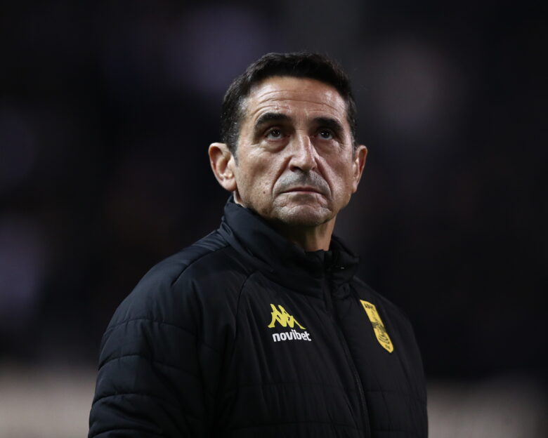 Ο Μανόλο Χιμένεθ δεν έδωσε το χέρι του στον Ραζβάν Λουτσέσκου μετά το ΠΑΟΚ – Άρης