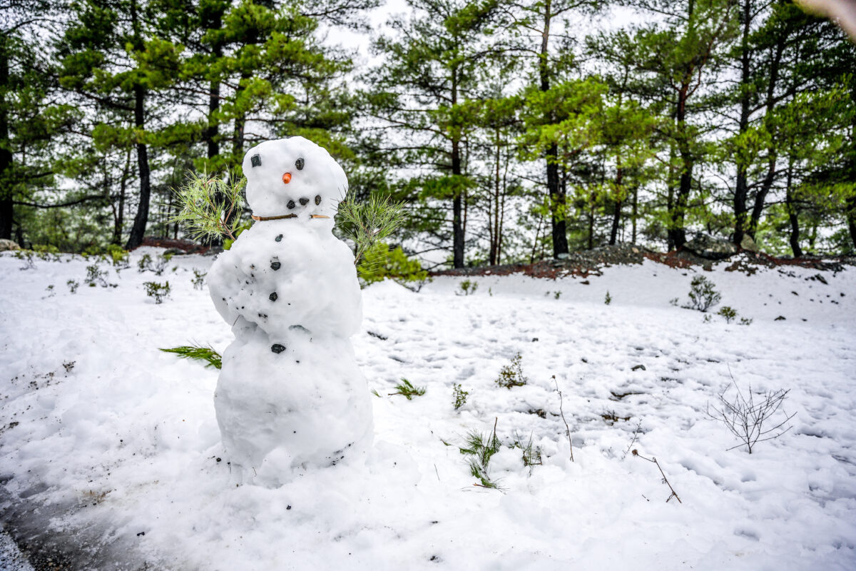 Χιονάνθρωπος στη Λέσβο