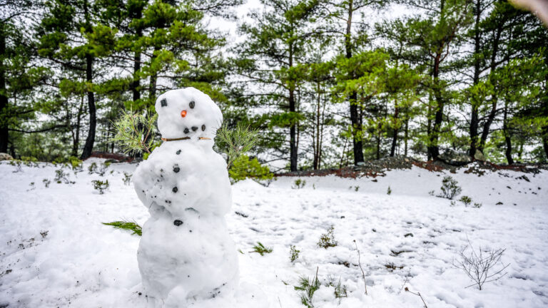 Χιονάνθρωπος στη Λέσβο