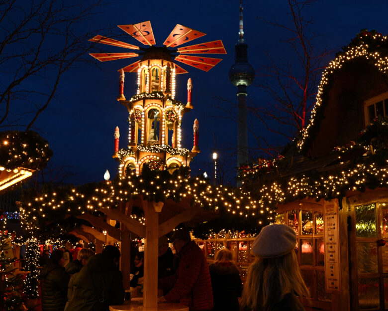 Χριστούγεννα σε ορεινούς προορισμούς και θεματικά πάρκα: Γνωρίστε τον Μύλο των Ξωτικών και την Ονειρούπολη