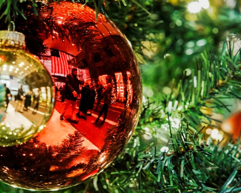 Στολισμός χριστουγεννιάτικου δέντρου: Δείτε όλα όσα πρέπει να προσέξετε