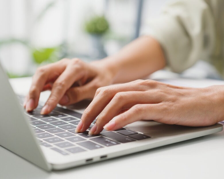 Κακοκαιρία Byron: Με τηλεκπαίδευση τα μαθήματα σε όσα σχολεία μείνουν κλειστά αύριο Παρασκευή