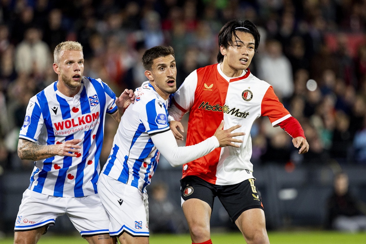 Ο Ζαγαρίτης με τη φανέλα της Χέρενφεϊν