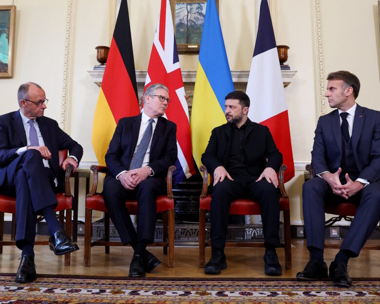 Ζελένσκι από Λονδίνο: Πολύ σημαντική η ενότητα Ευρώπης, Ουκρανίας και ΗΠΑ στη χρονική αυτή συγκυρία