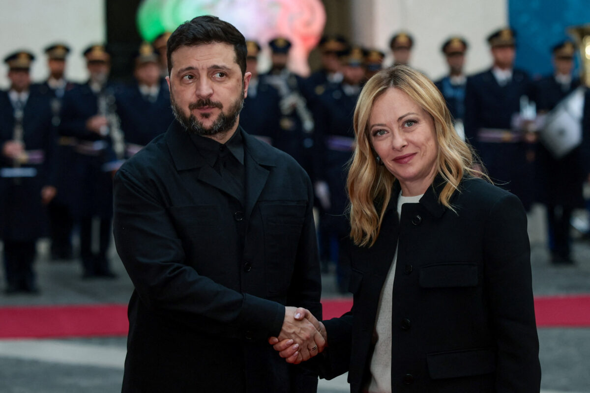 Ο Πρόεδρος της Ουκρανίας Βολοντίμιρ Ζελένσκι και η Πρωθυπουργός της Ιταλίας Τζιόρτζια Μελόνη