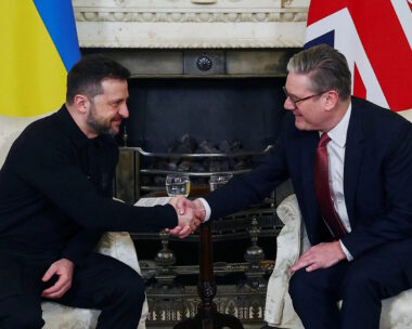 Ο Ζελένσκι με τον Στάρμερ