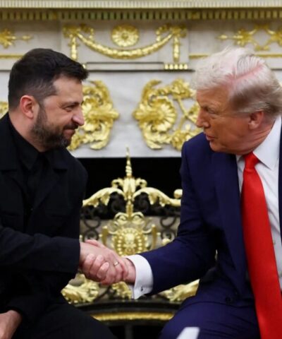 Χειραψία του Βολοντίμιρ Ζελένσκι με τον Ντόναλντ Τραμπ