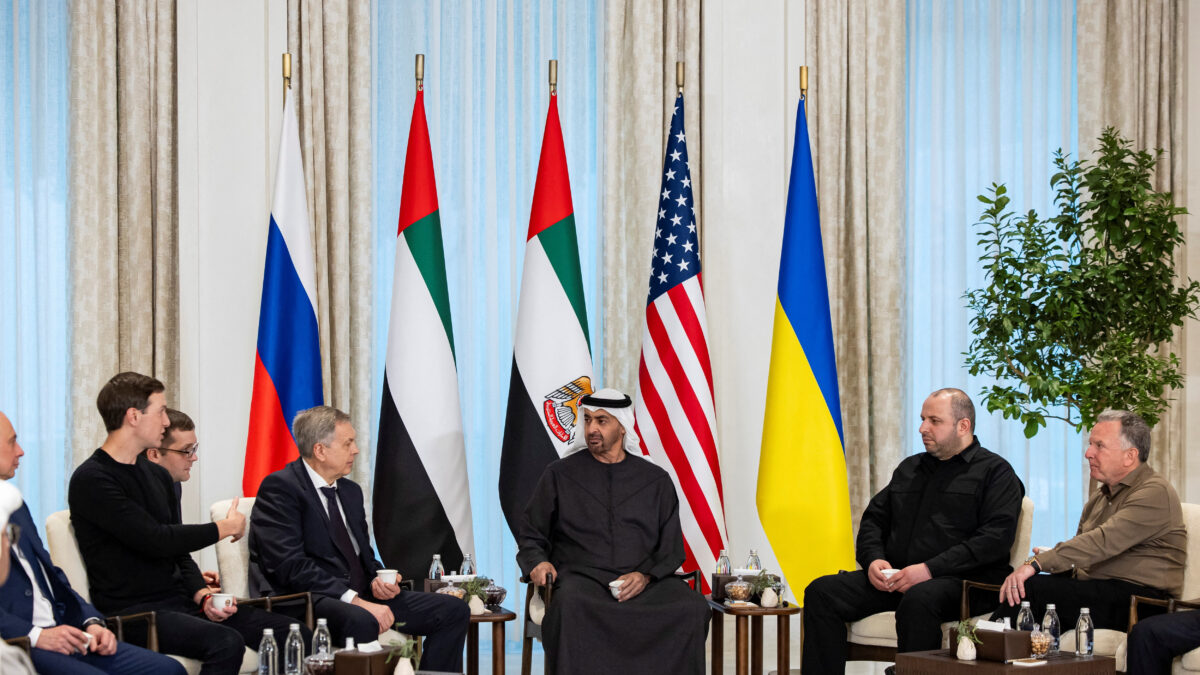 Συνομιλίες στο Αμπού Ντάμπι για τον τερματισμό του πολέμου στην Ουκρανία