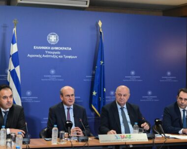 Η ανακοίνωση των μέτρων της κυβέρνησης για τους αγρότες