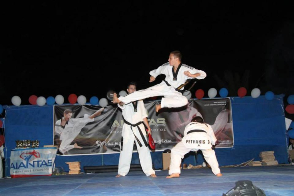 aleksandros kourtovik