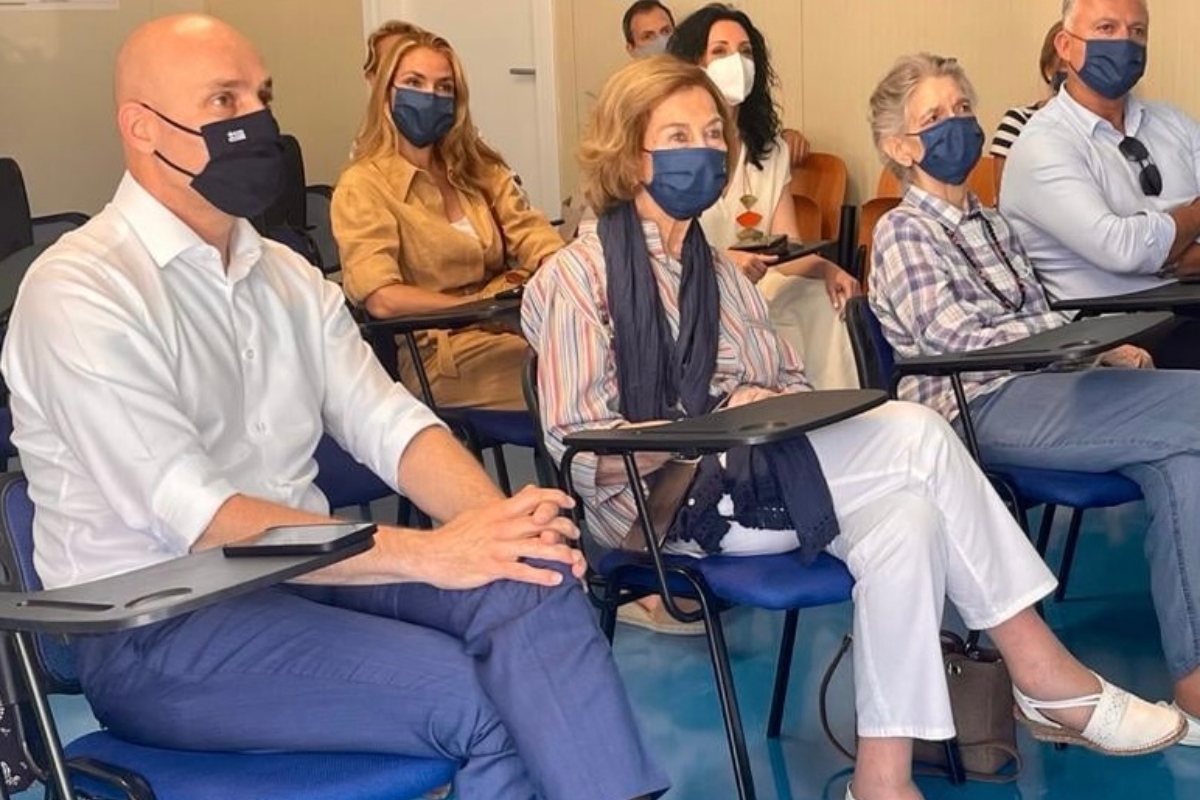 Γιώργος Αμυράς, βασίλισσα Σοφία και πριγκίπισσα Ειρήνη