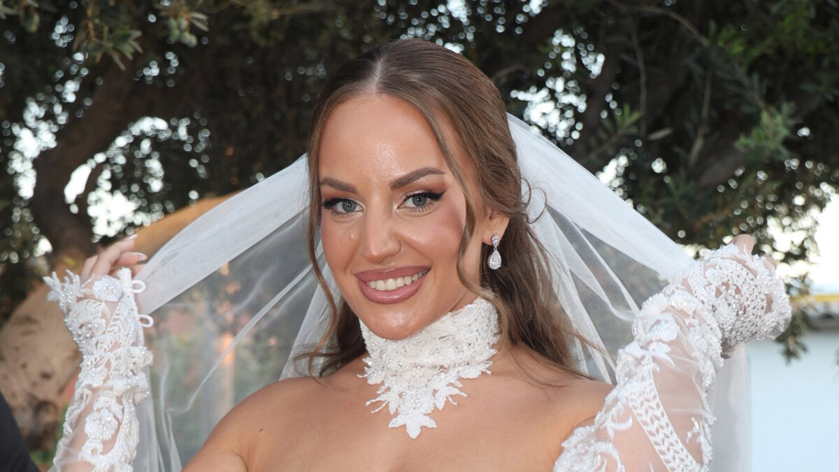 Ανδρομάχη: Από την ιδιωτικότητα στη δημοσιότητα στον γάμο της – «Μπροστά στην κάμερα μας έδινε συμβουλές»