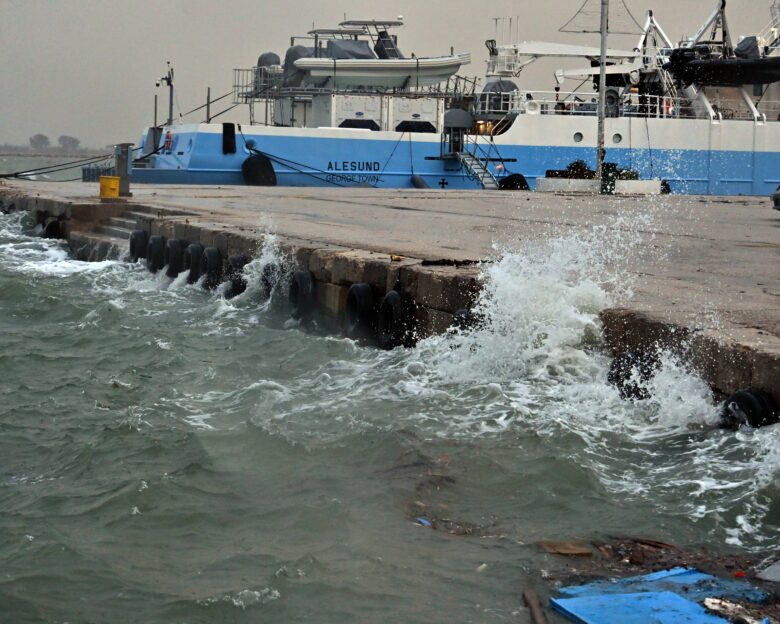 Ισχυροί άνεμοι στα λιμάνια