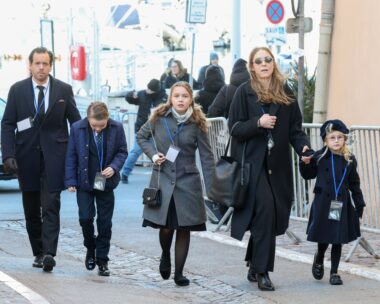 Η Anna Charrier, εγγονή της Μπριζίτ Μπαρντό με τα παιδιά της