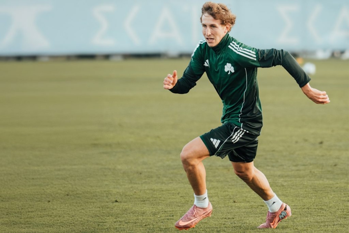 Ο Σαντίνο Αντίνο με τη φανέλα του Παναθηναϊκού