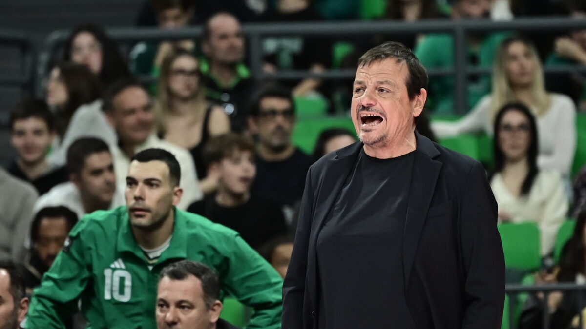 Ο Αταμάν στο Telekom Center (ΜΙΧΑΛΗΣ ΚΑΡΑΓΙΑΝΝΗΣ