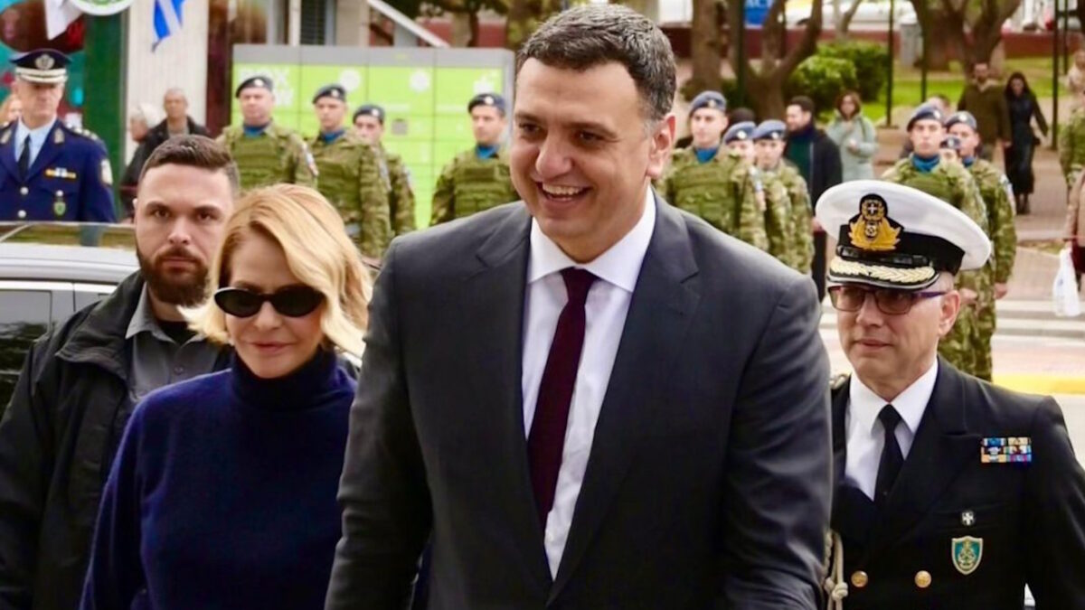 Τζένη Μπαλατσινού και Βασίλης Κικίλιας