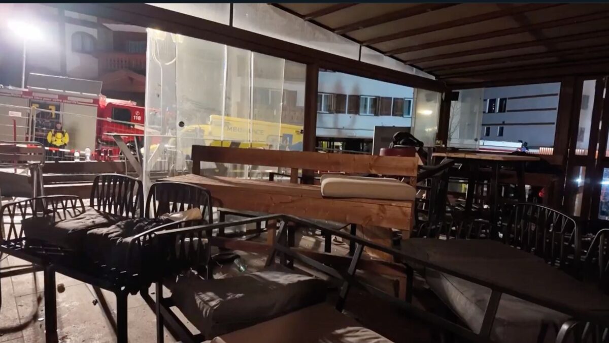 To δημοφιλές μπαρ Constellation στο Κραν Μοντανά όπου σημειώθηκε η πολύνεκρη έκρηξη