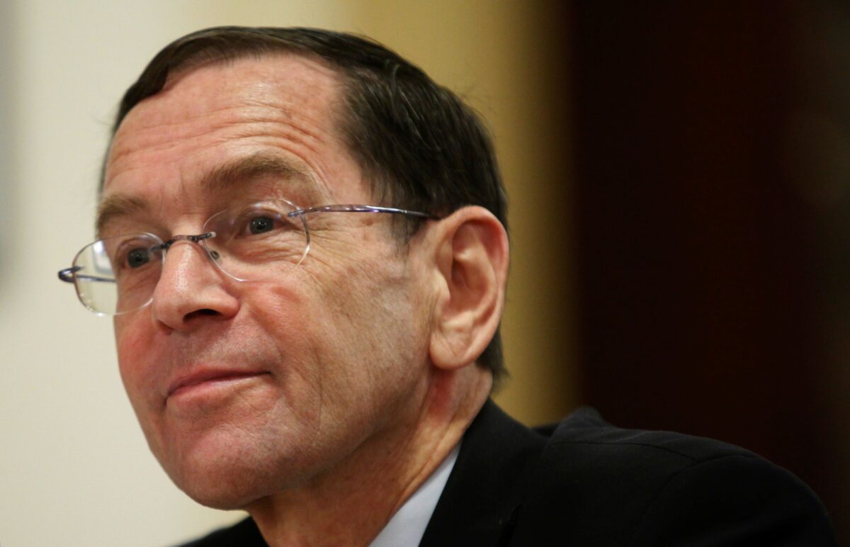 Ο Μπρους Φάιν