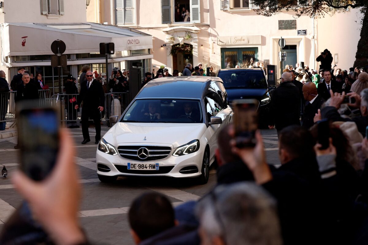 Κηδεία Μπαρντό