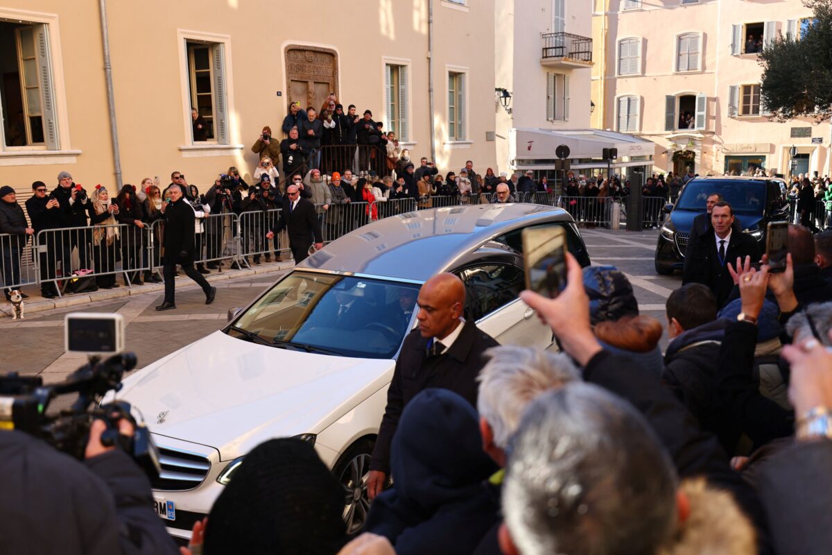 Κηδεία Μπαρντό