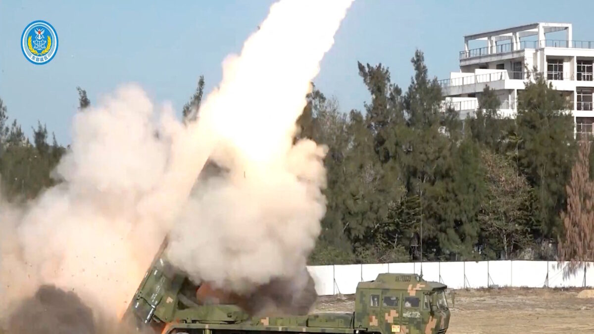 Κινεζικές δυνάμεις σε στρατιωτική άσκηση