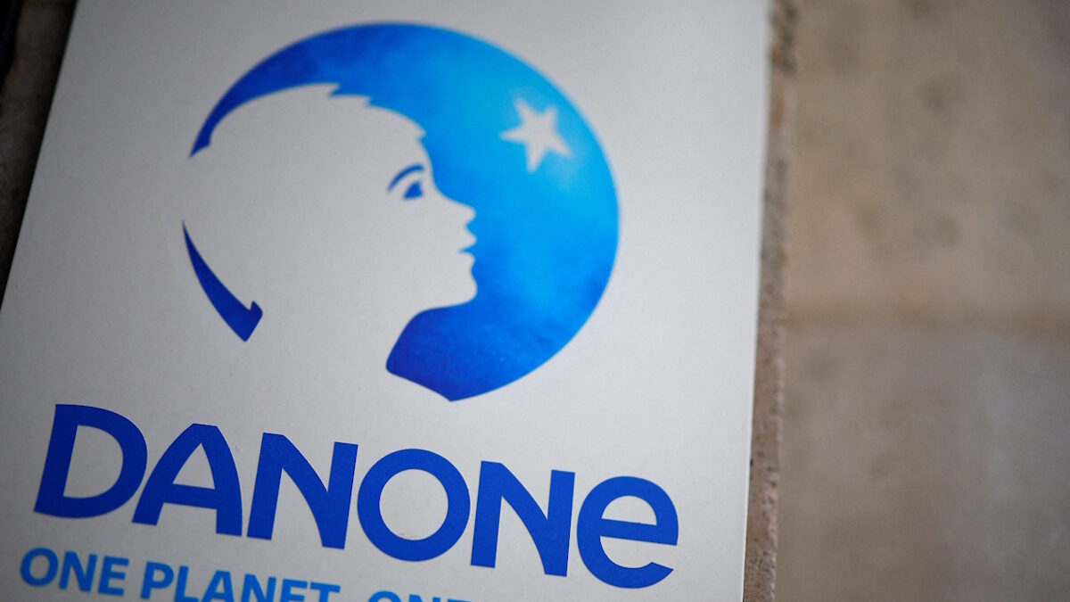 Η είσοδος των κεντρικών γραφείων της Danone στο Παρίσι