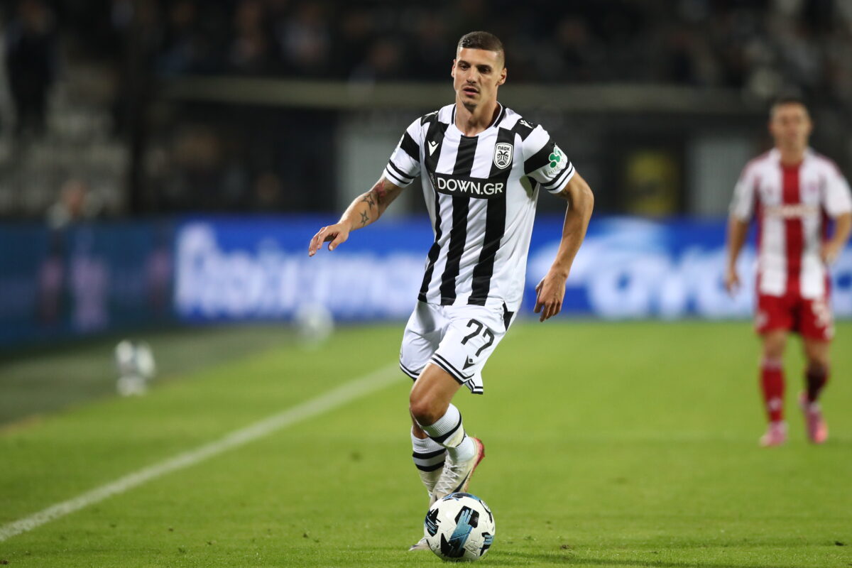 Ο Ντεσπόντοφ στον αγώνα με τον Ολυμπιακό (ΝΑΣΟΣ ΣΙΜΟΠΟΥΛΟΣ