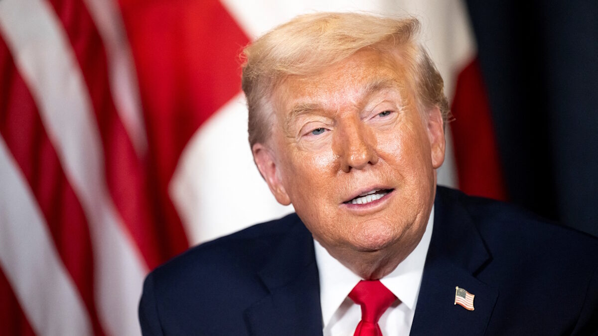 Ο Αμερικανός Πρόεδρος, Donald Trump σε στιγμιότυπο της ομιλίας του στο 56ο Διεθνές Οικονομικό Φόρουμ στο Νταβός