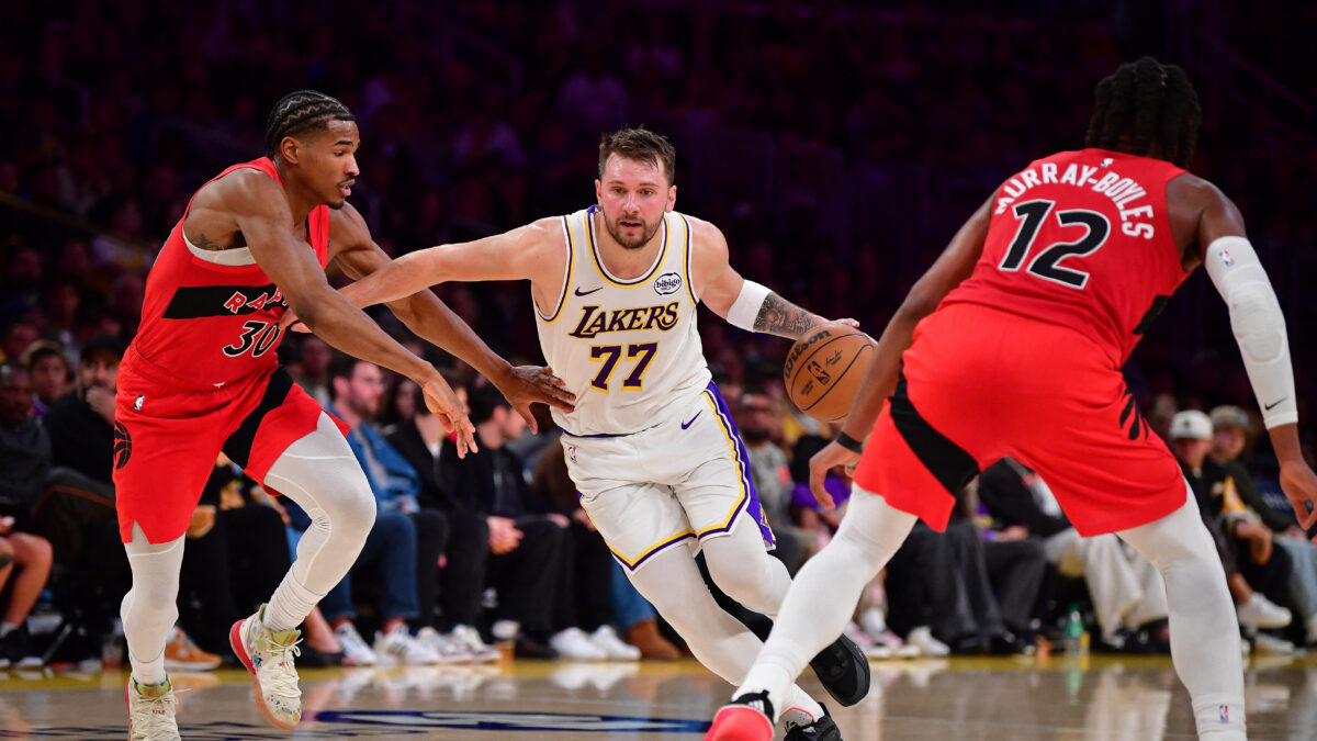 Ο Λούκα Ντόντσιτς κόντρα στους Ράπτορς