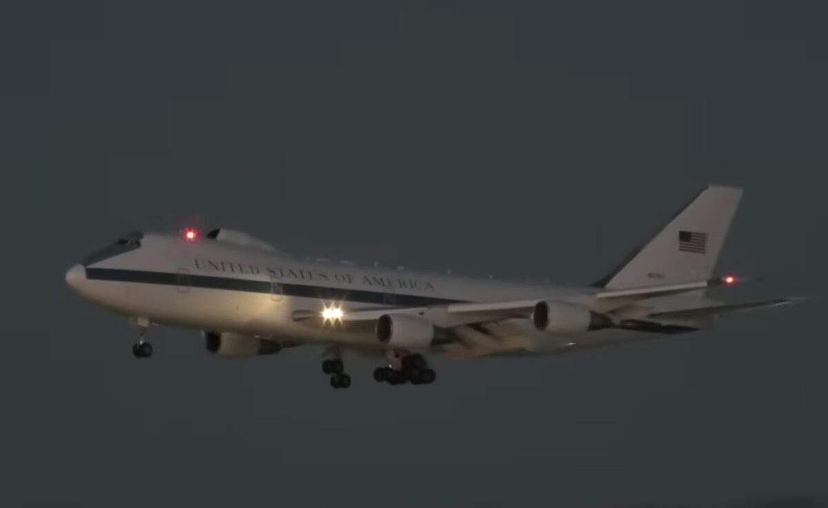 Το «αεροπλάνο της Αποκάλυψης»