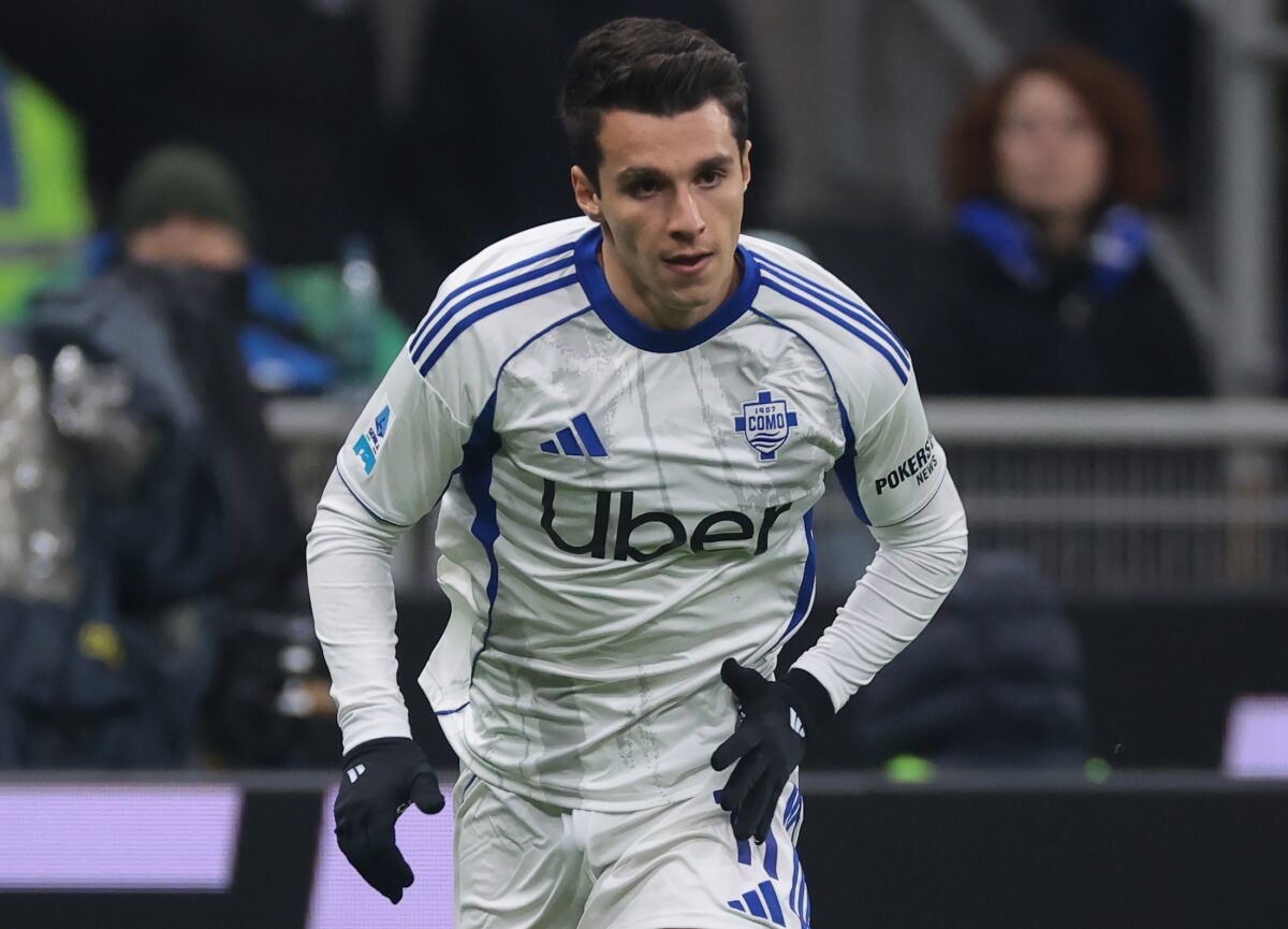 Ο Δουβίκας σε αγώνα της Κόμο στην Ιταλία (Credit Image: Â© Jonathan Moscrop