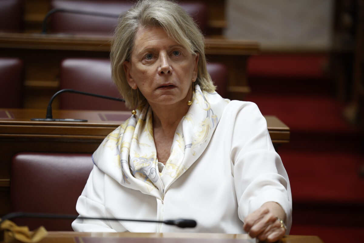 Η Έλενα Ακρίτα