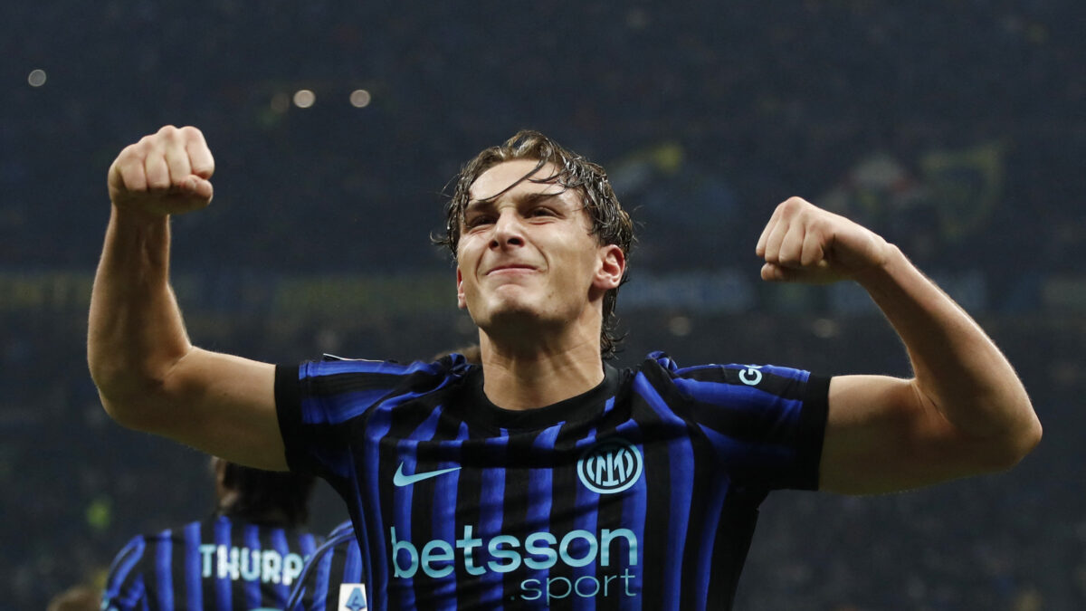 Ο Εσπόζιτο πανηγυρίζει για την Ίντερ