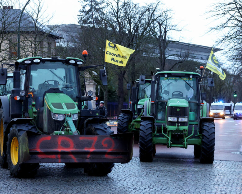 Γάλλοι αγρότες διαμαρτύρονται για τη συμφωνία ελεύθερου εμπορίου ΕΕ-Mercosur