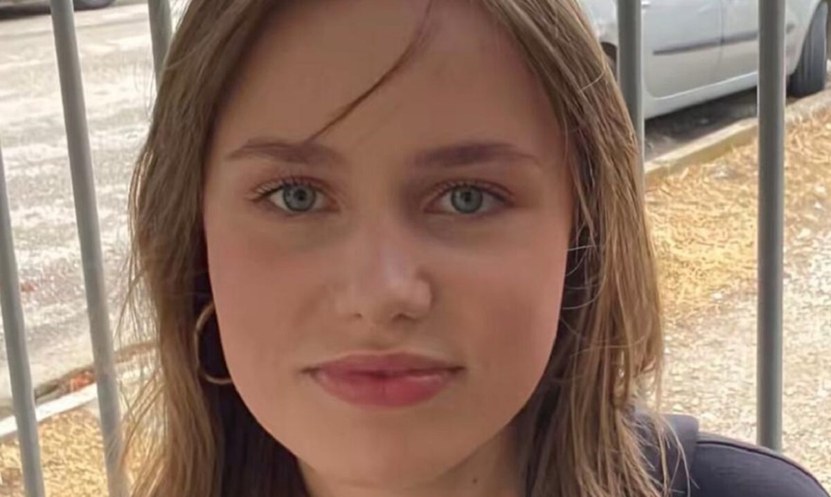 «Λόρα φοβόμαστε, επικοινώνησε μαζί μας»: Έκκληση από την μητέρα της 16χρονης που αγνοείται από το μεσημέρι της Πέμπτης