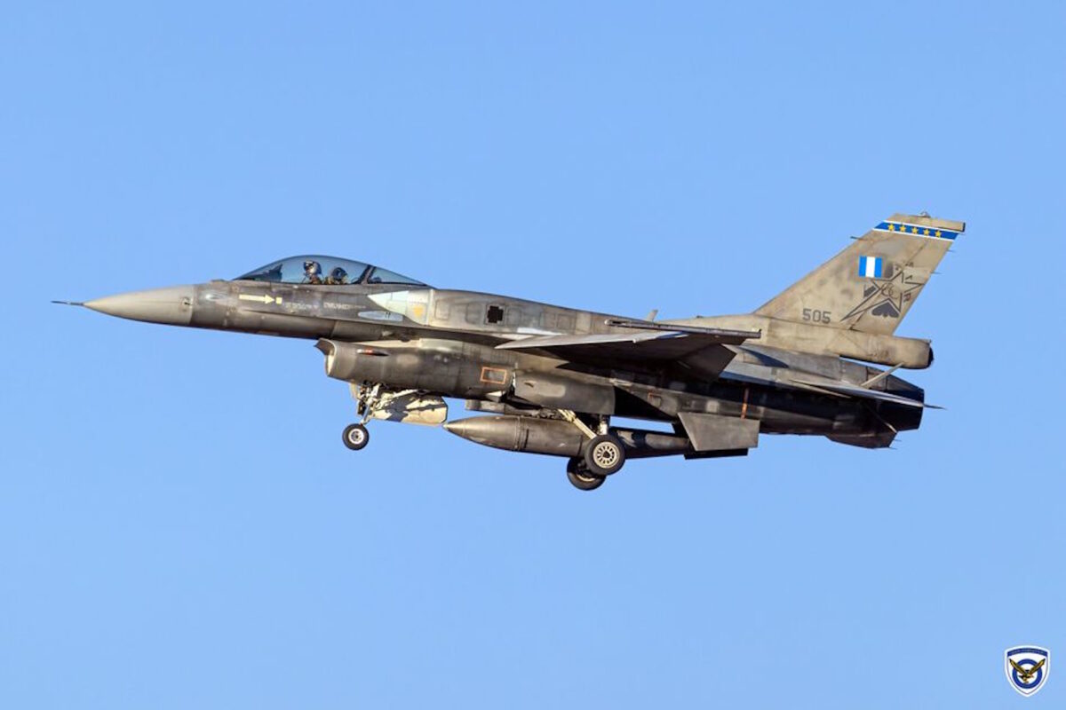 Μαχητικό αεροσκάφος F-16 της ελληνικής Πολεμικής Αεροπορίας