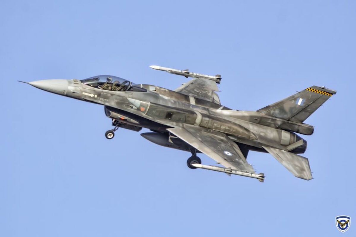 Μαχητικό αεροσκάφος F-16 της ελληνικής Πολεμικής Αεροπορίας