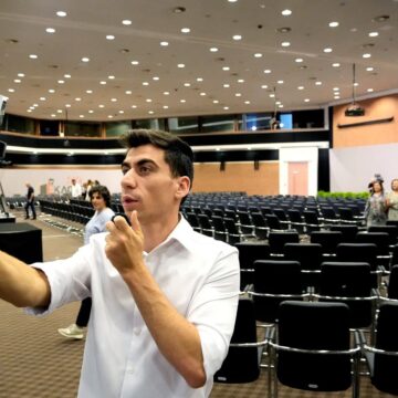 Ο ευρωβουλευτής Φειδίας Παναγιώτου