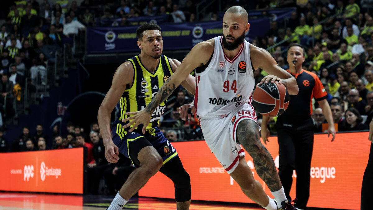 Ο Φουρνιέ κόντρα στη Φενέρμπαχτσε