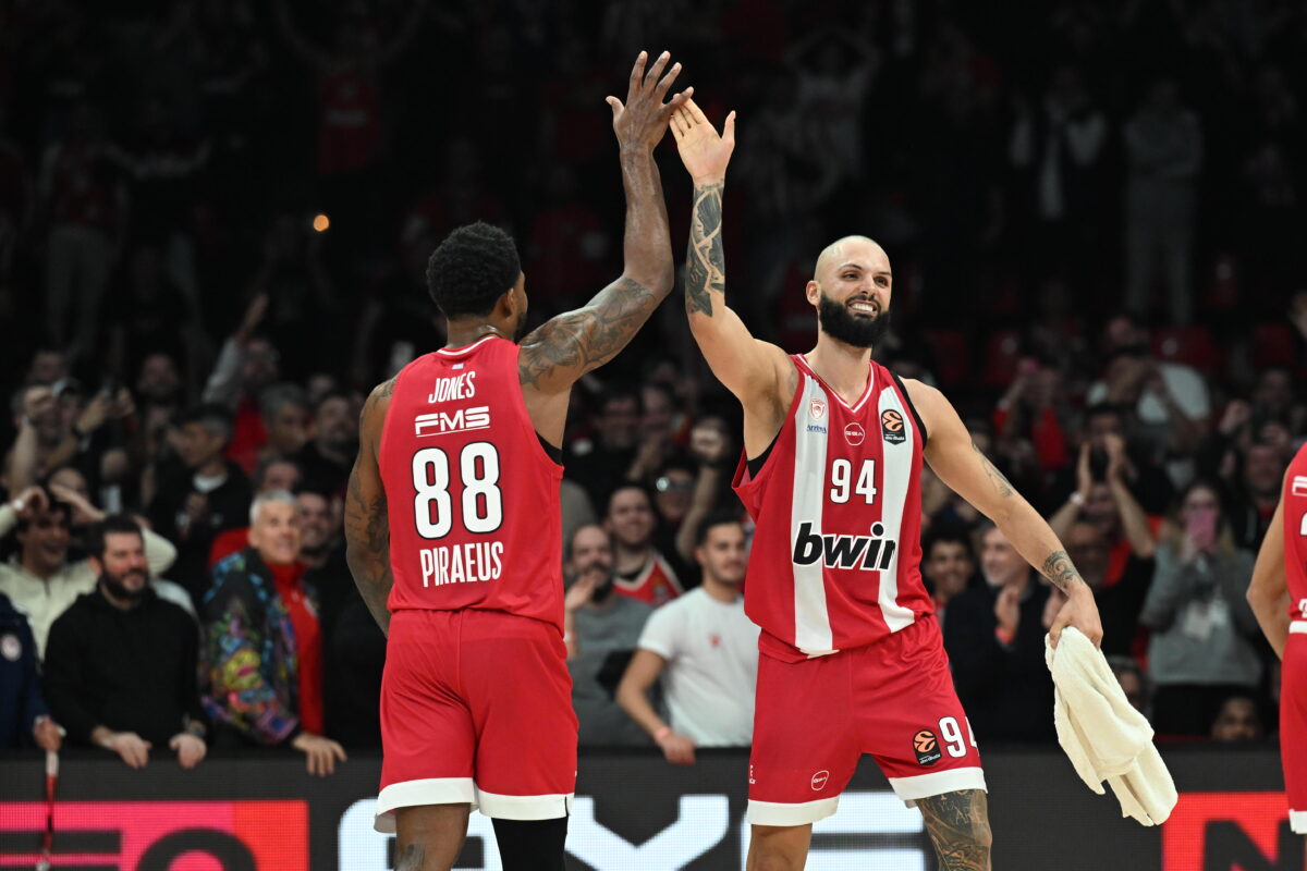 Ο Φουρνιέ με τον Τζόουνς