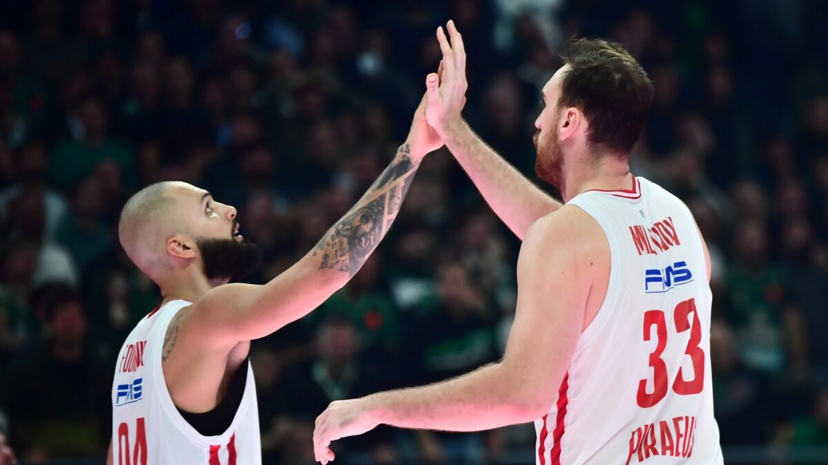 Ο Φουρνιέ με τον Μιλουτίνοφ (EUROKINISSI)