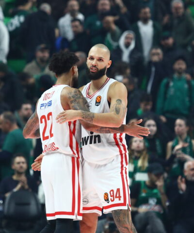 Φουνριέ και Ντόρσεϊ πανηγυρίζουν κόντρα στον Παναθηναϊκό (ΜΑΡΚΟΣ ΧΟΥΖΟΥΡΗΣ